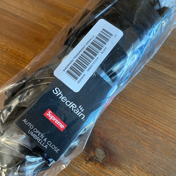 ☂️☔️ Supreme ShedRain Transparent Umbrella - Picture 2 of 3